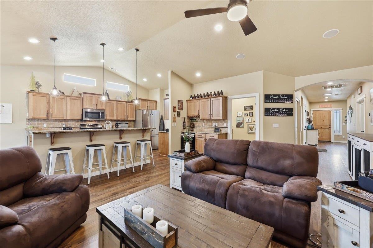 4520 E 22nd Ct - Photo 10