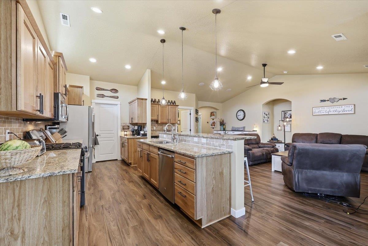 4520 E 22nd Ct - Photo 13