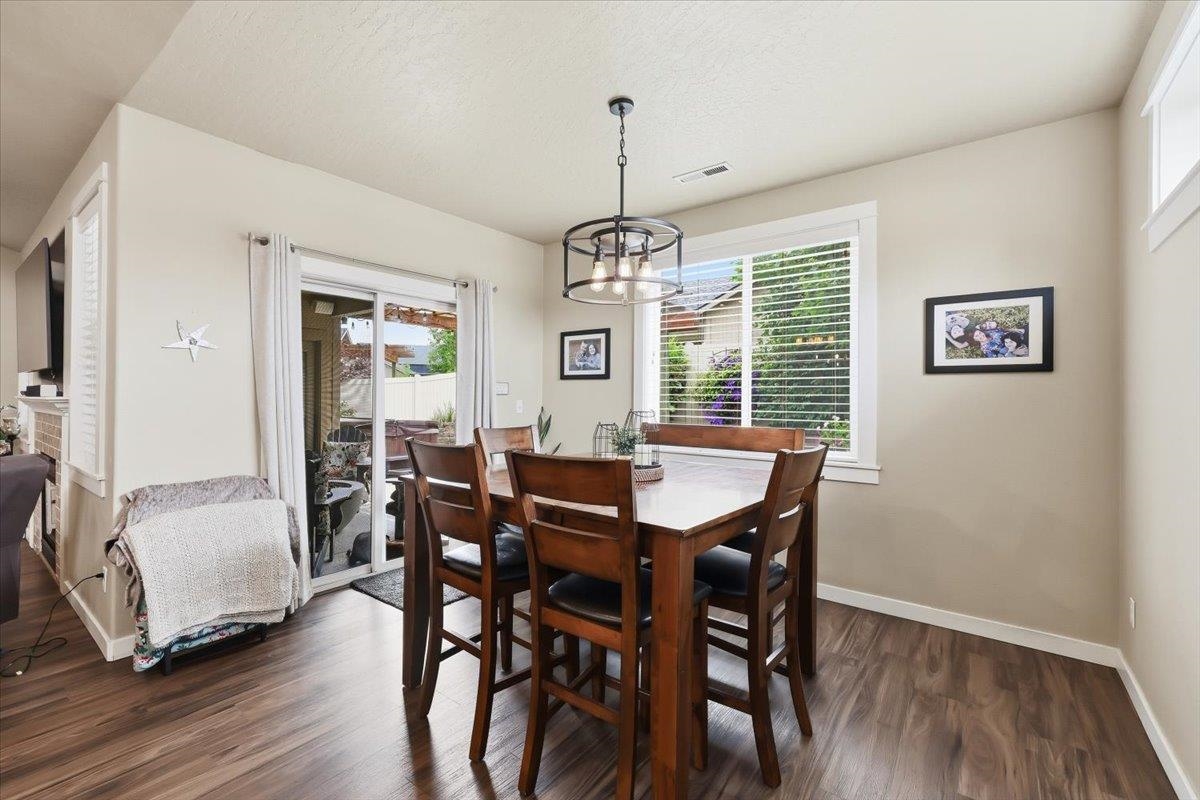 4520 E 22nd Ct - Photo 16