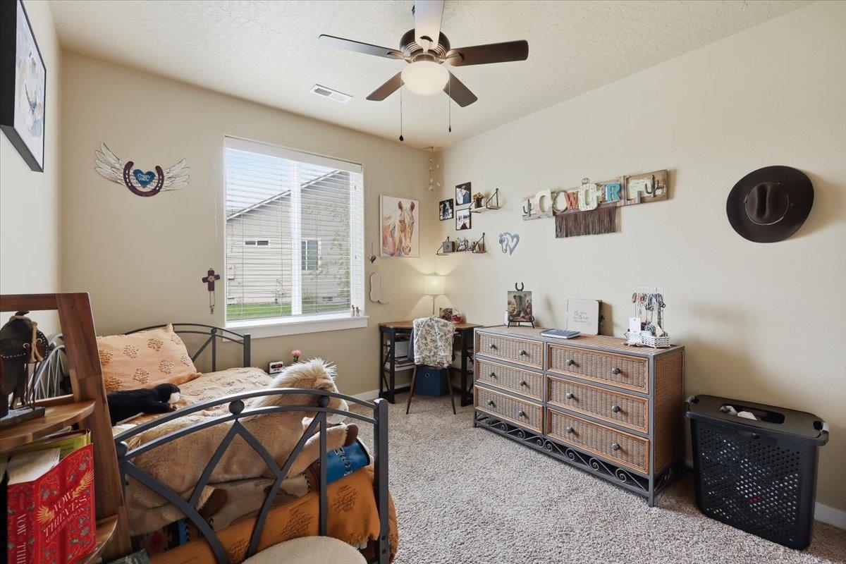 4520 E 22nd Ct - Photo 23