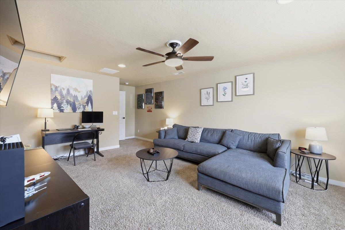 4520 E 22nd Ct - Photo 27