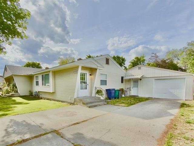 11321 E Springfield Ave - Photo 3