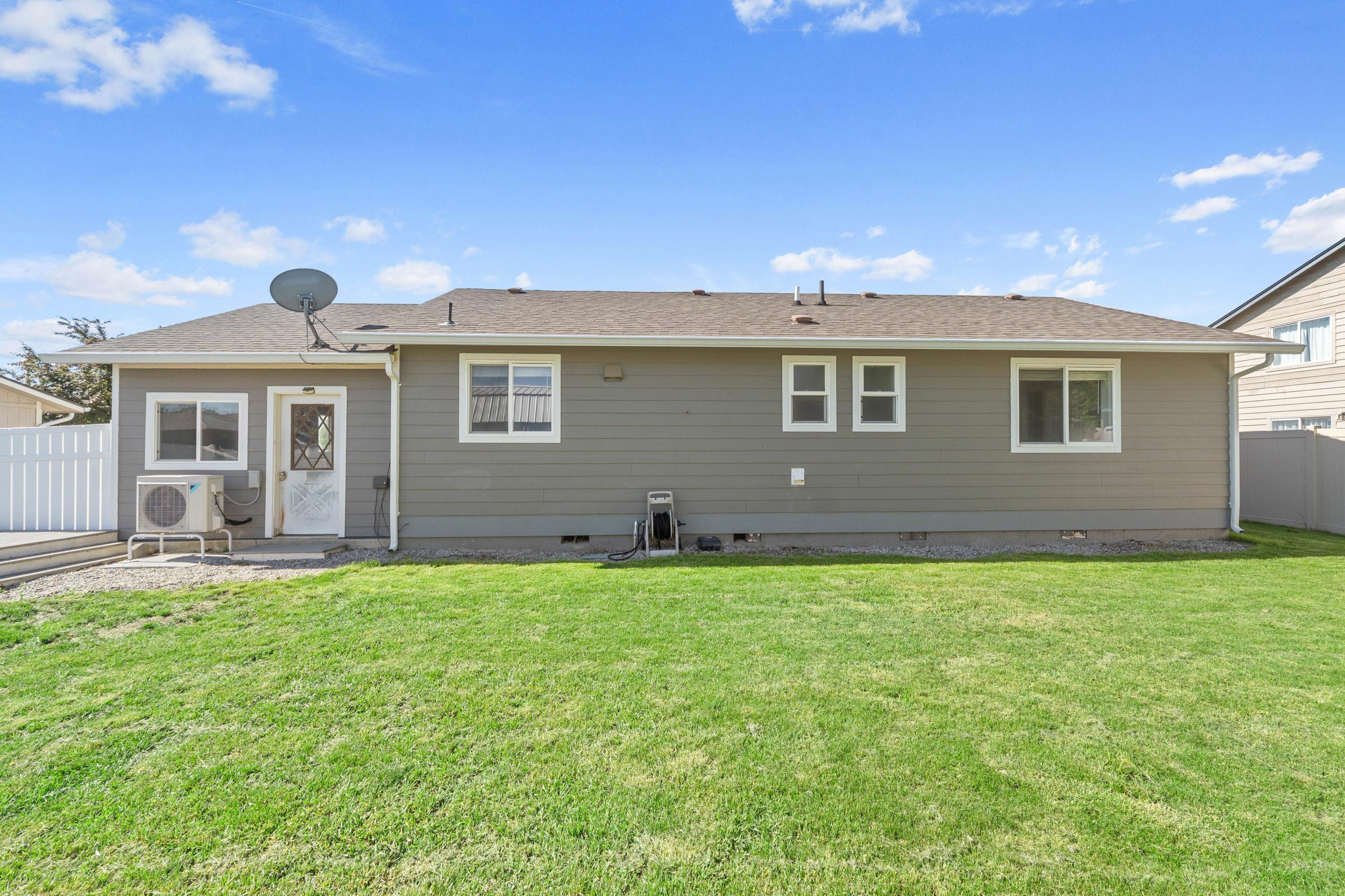 1313 E D St - Photo 6