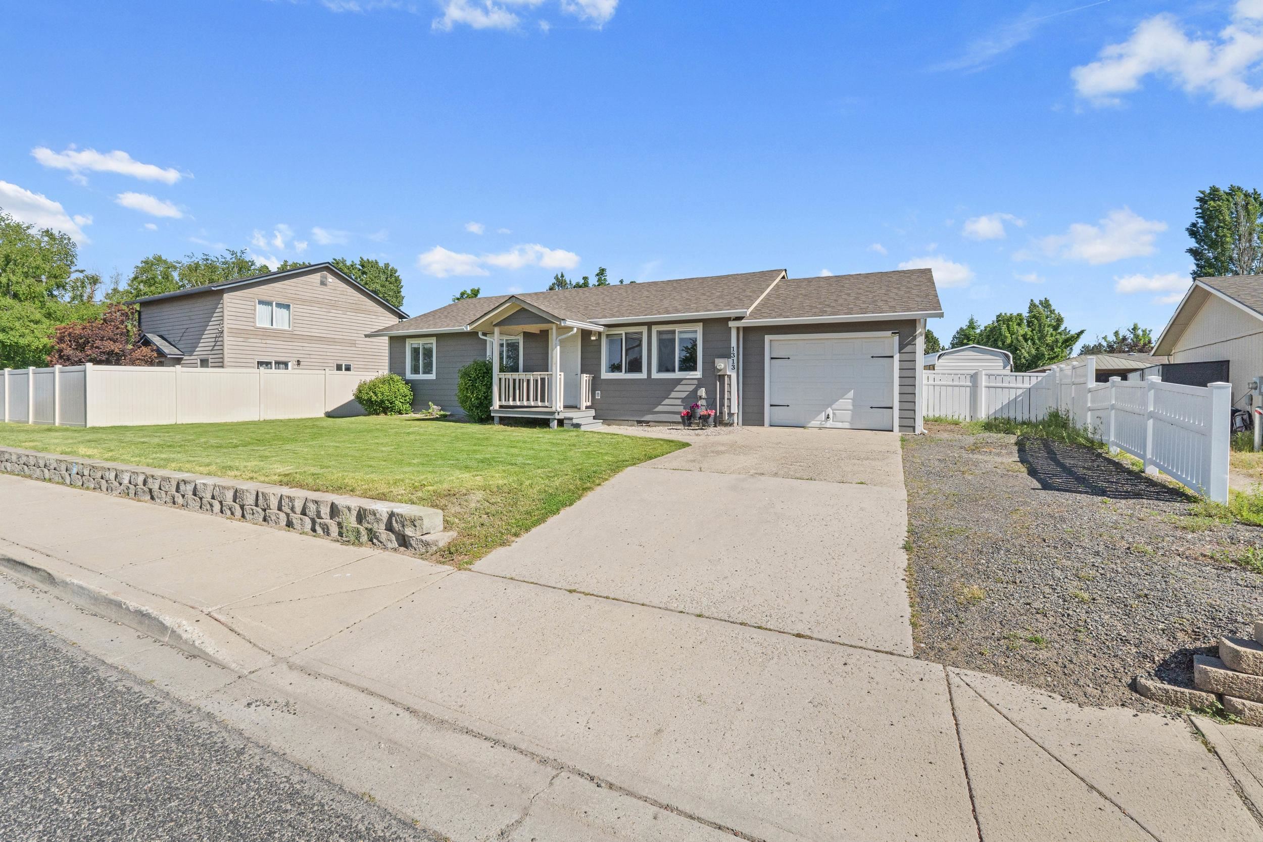 1313 E D St - Photo 7
