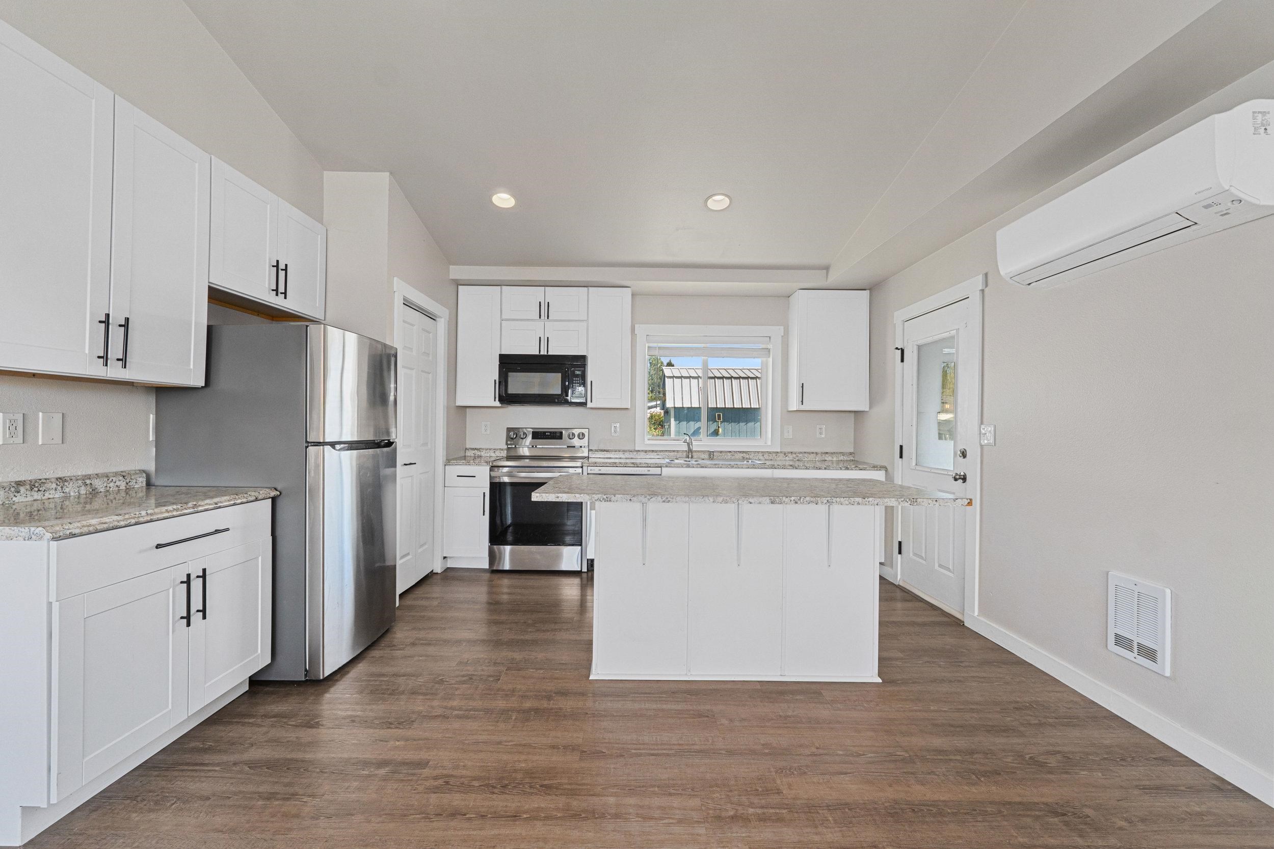 1313 E D St - Photo 14