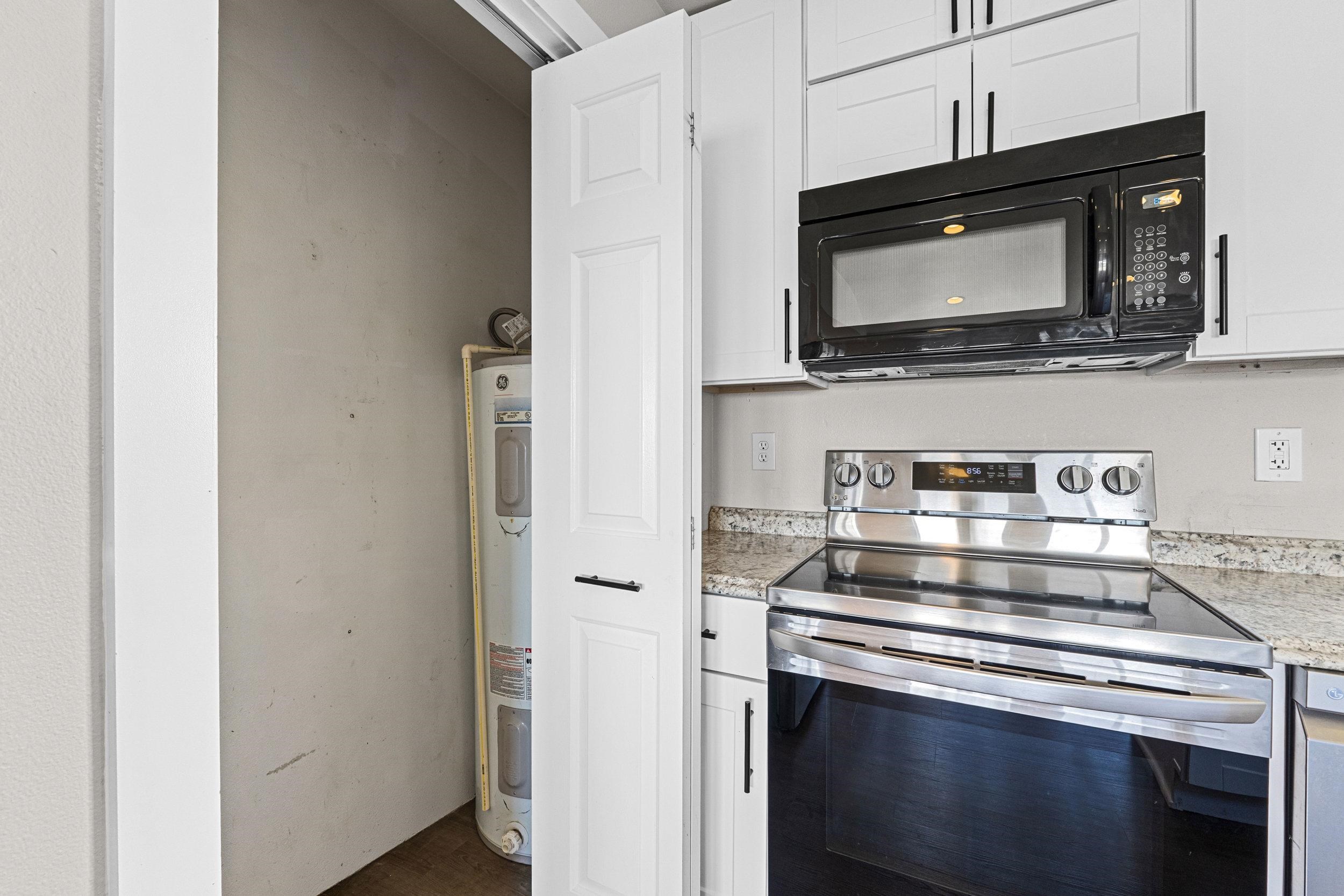 1313 E D St - Photo 17
