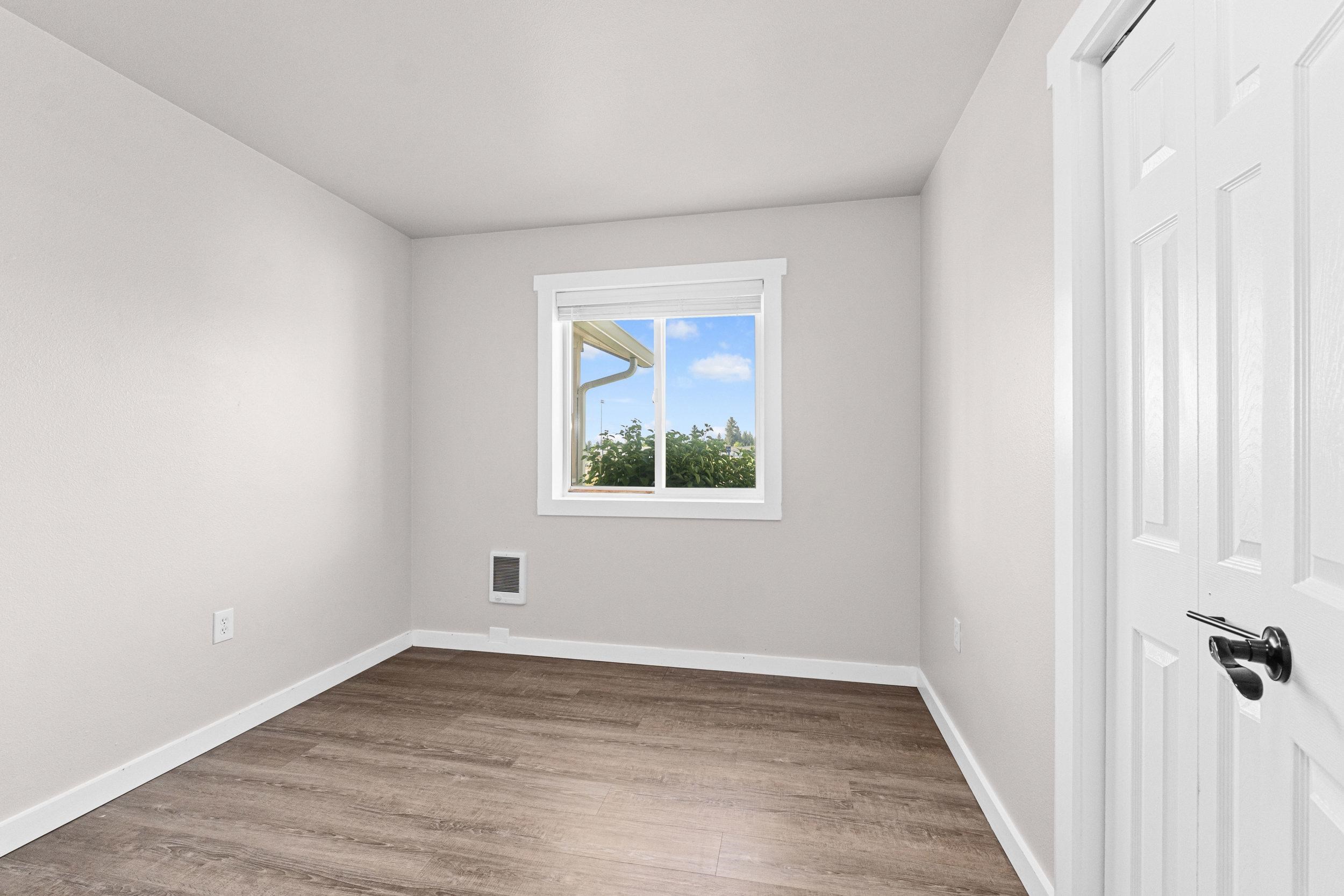 1313 E D St - Photo 28