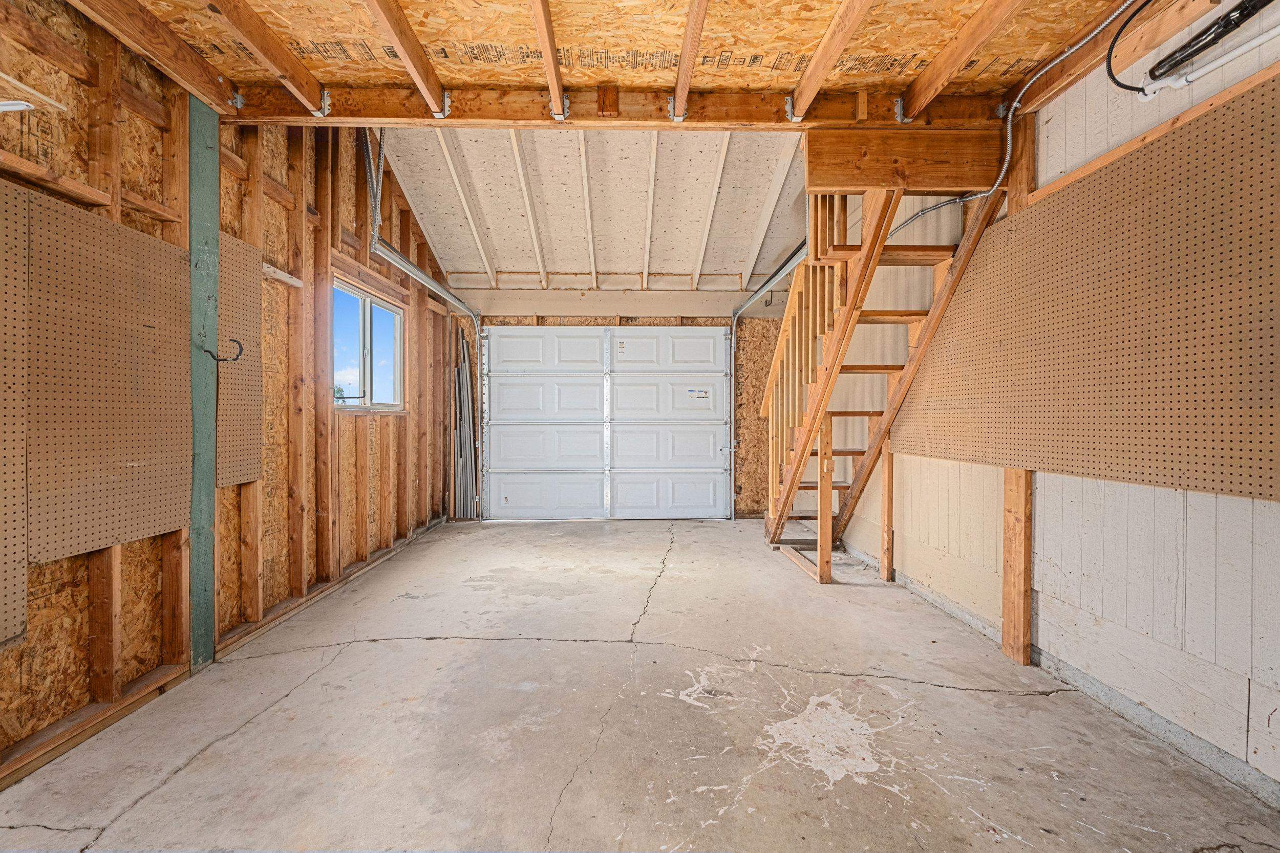 1313 E D St - Photo 29
