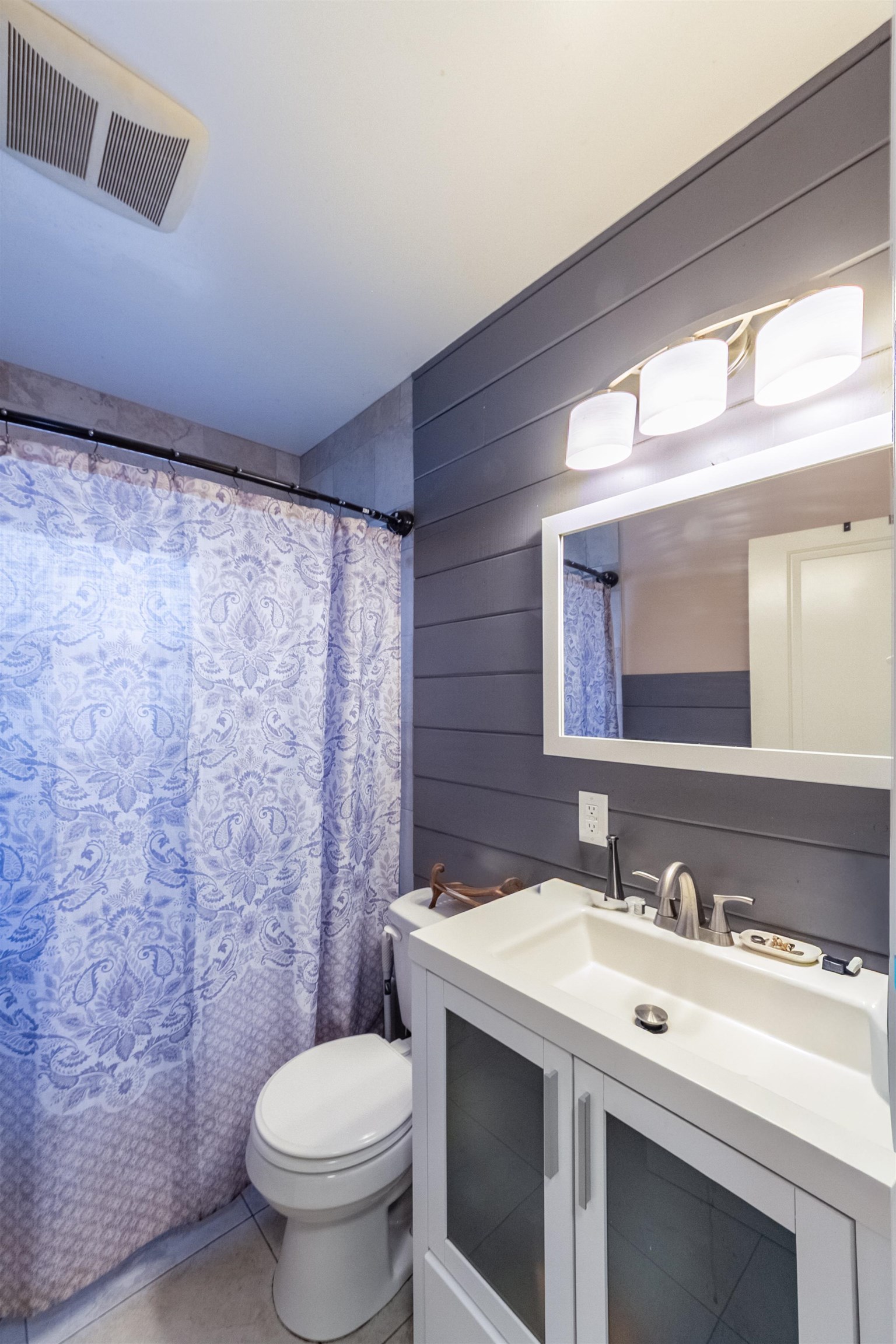 536 E Wellesley Ave - Photo 11