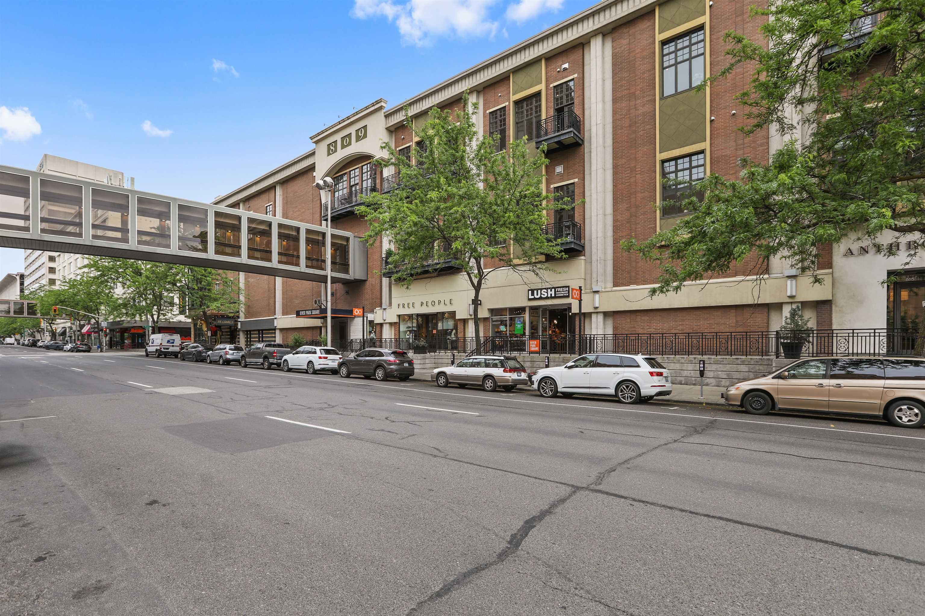 809 W Main Ave - Photo 1