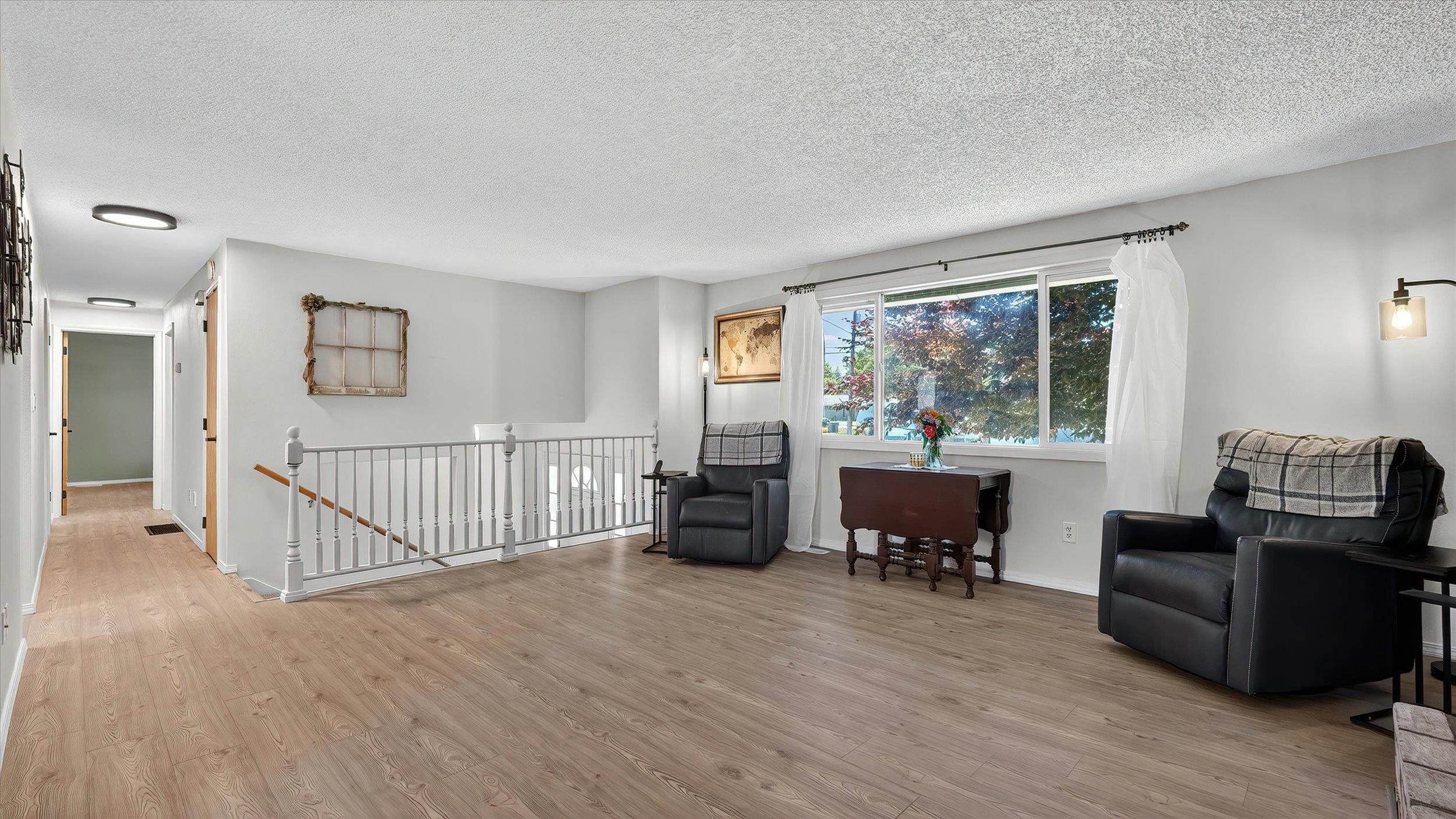 523 E Fellows St - Photo 6
