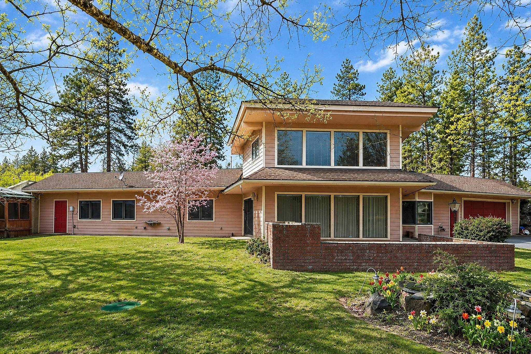 15709 S Cheney Spokane Rd - Photo 1