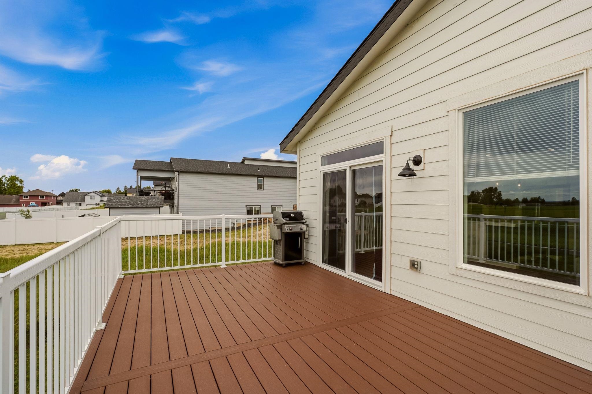 2417 Sunrise Dr - Photo 28