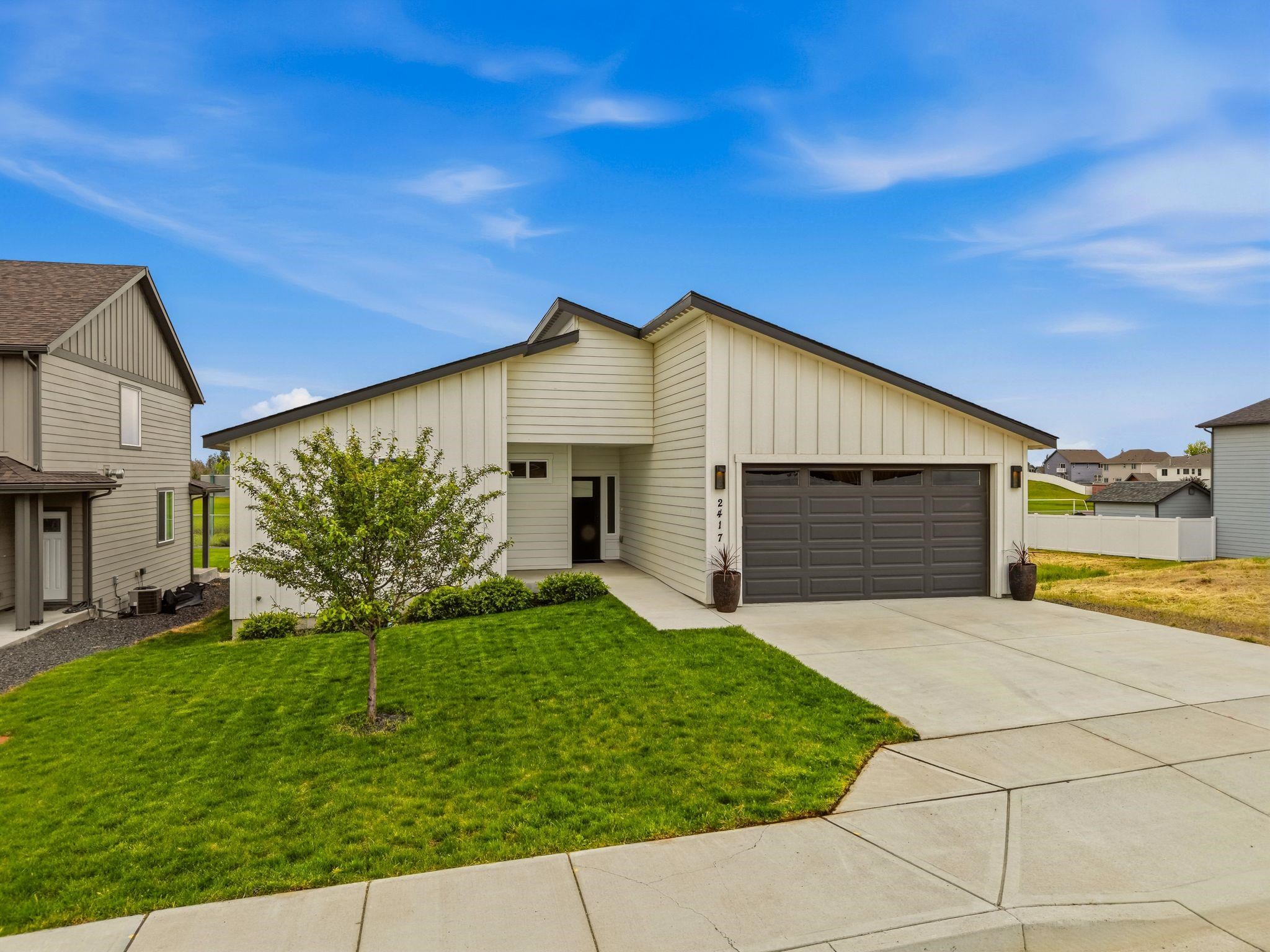2417 Sunrise Dr - Photo 35