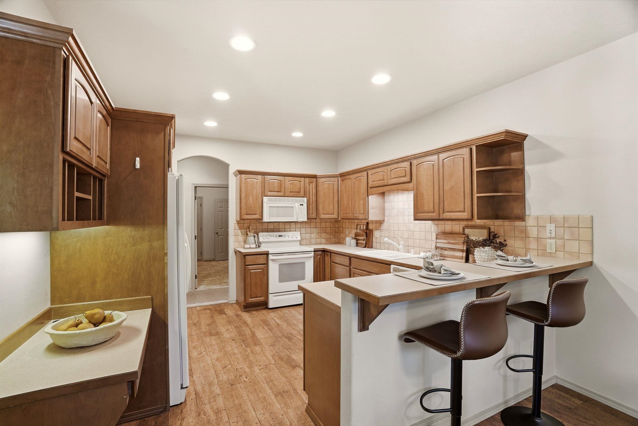 1609 E 54th Ln - Photo 16