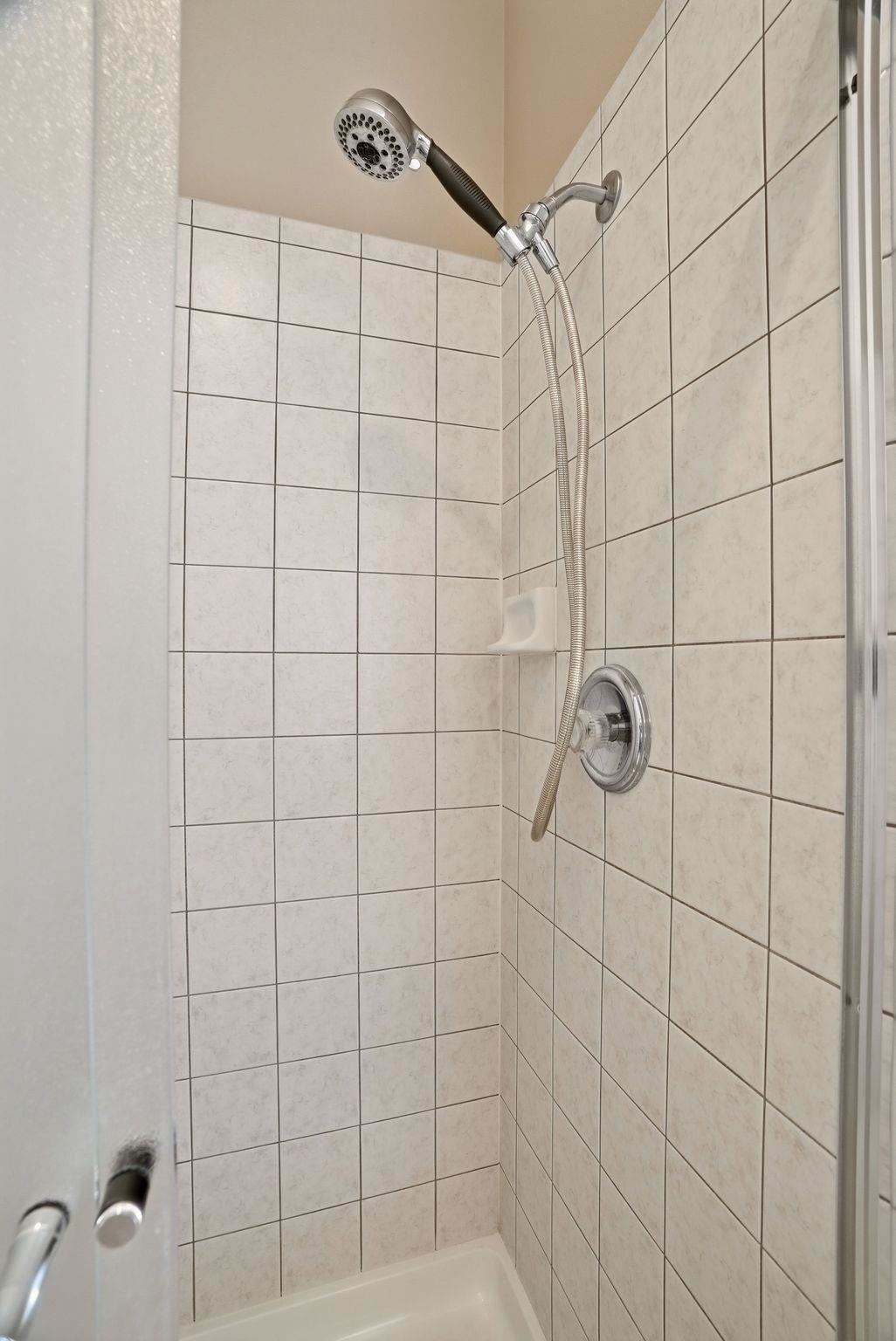 1609 E 54th Ln - Photo 24
