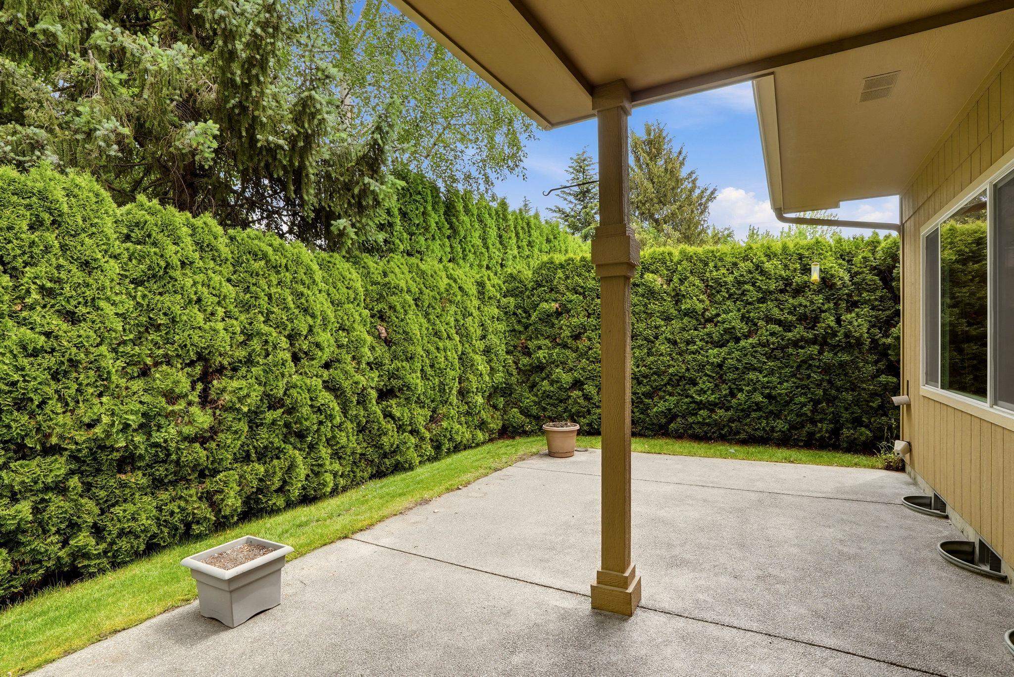 1609 E 54th Ln - Photo 34