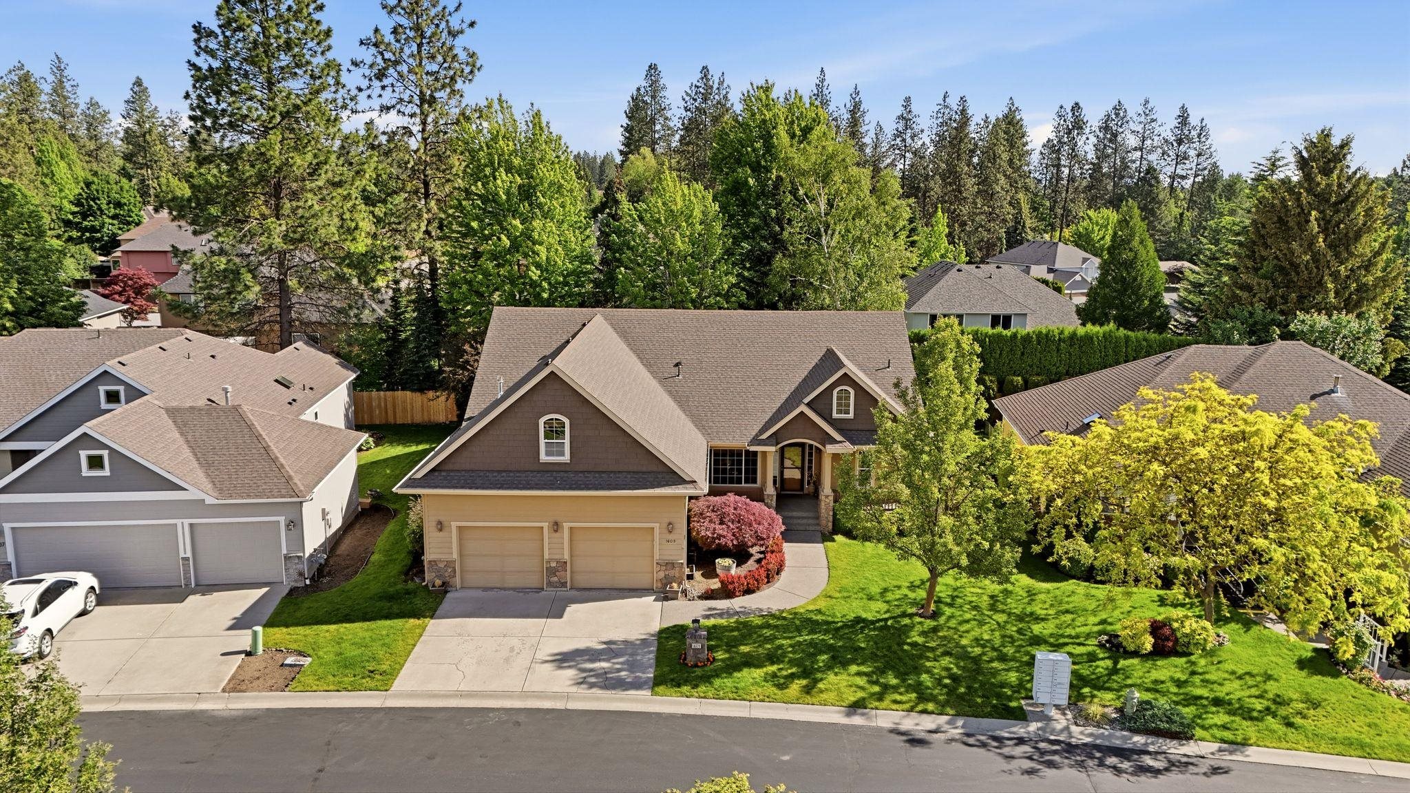 1609 E 54th Ln - Photo 45