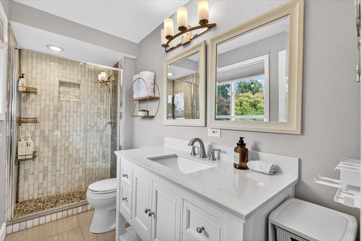 2416 E 46th Ave - Photo 18