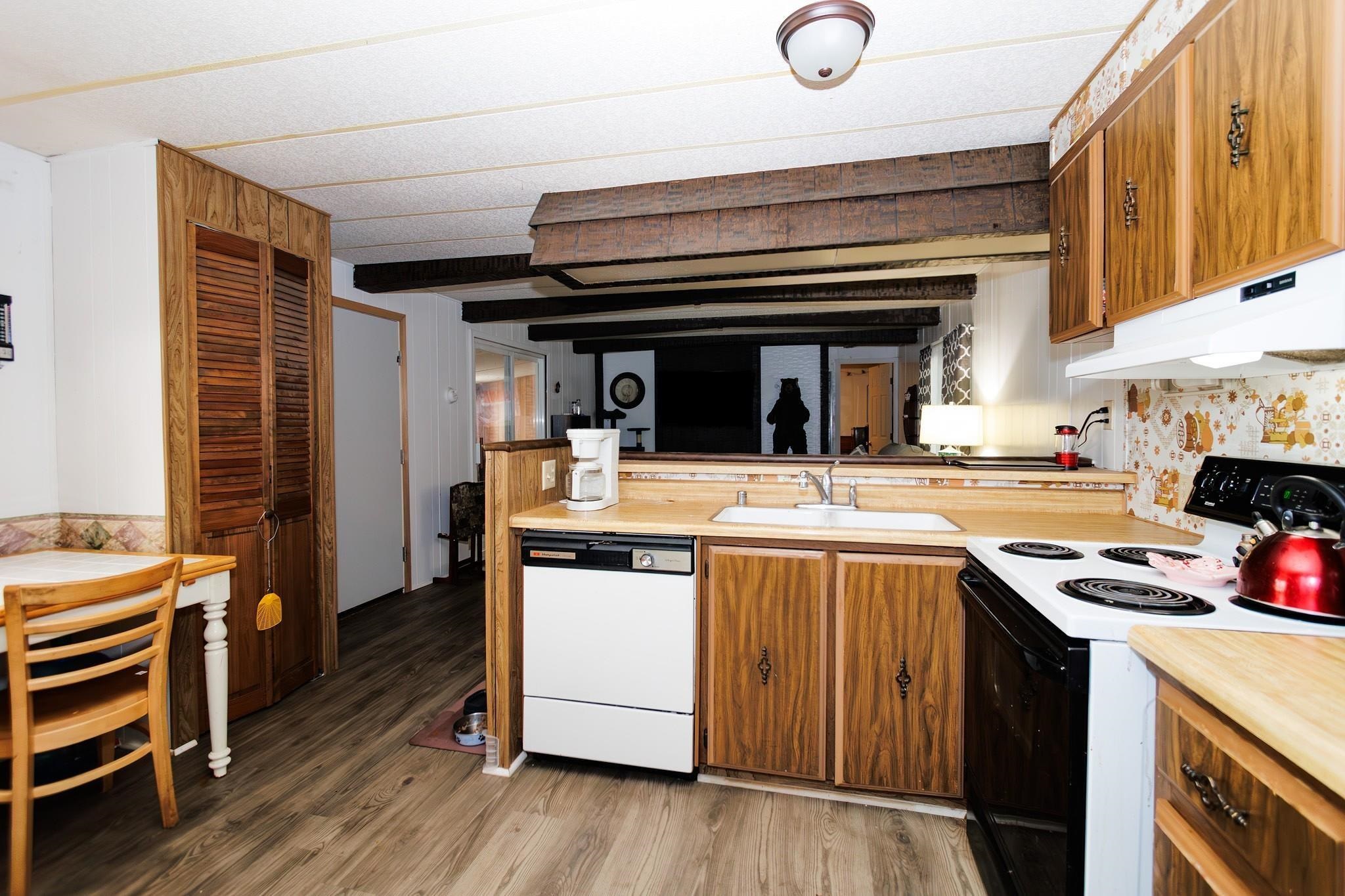 1205 E Lyons Ave Ave - Photo 2