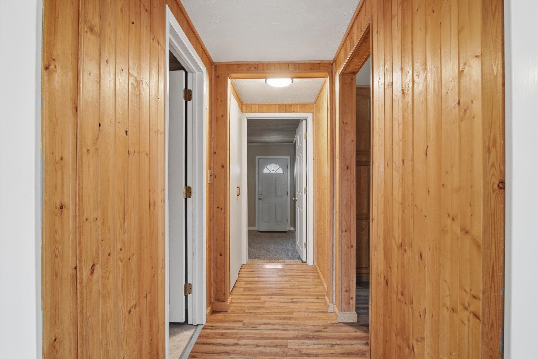319 E Spence St - Photo 10