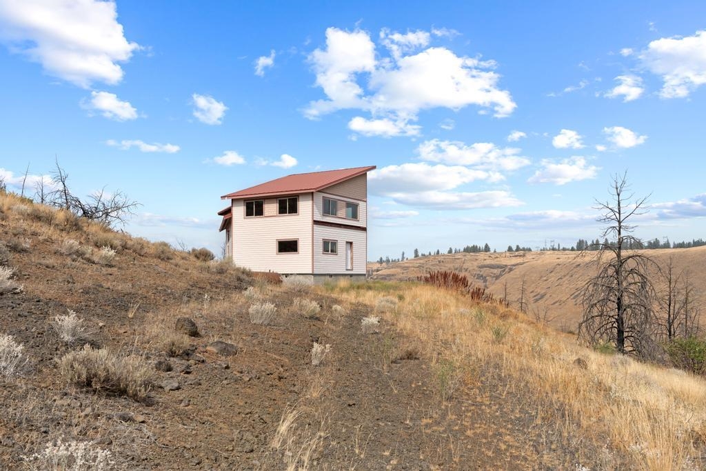 31725 N Hawk Creek Rd - Photo 10