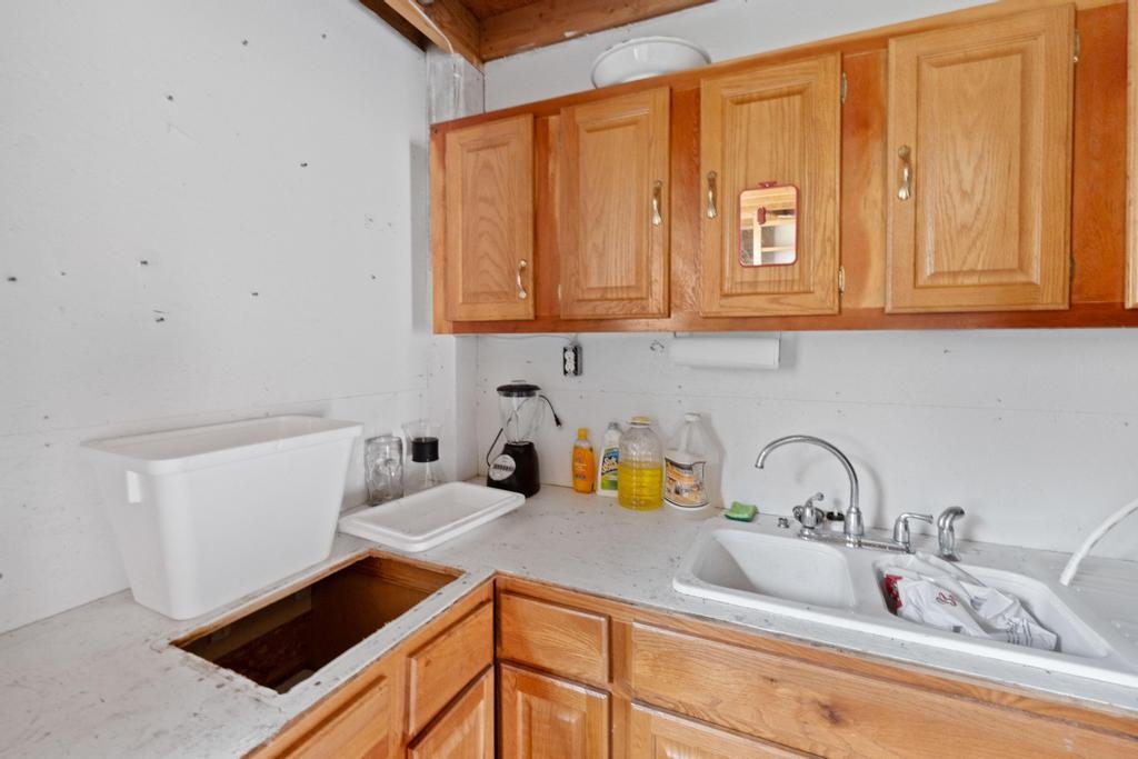 31725 N Hawk Creek Rd - Photo 20