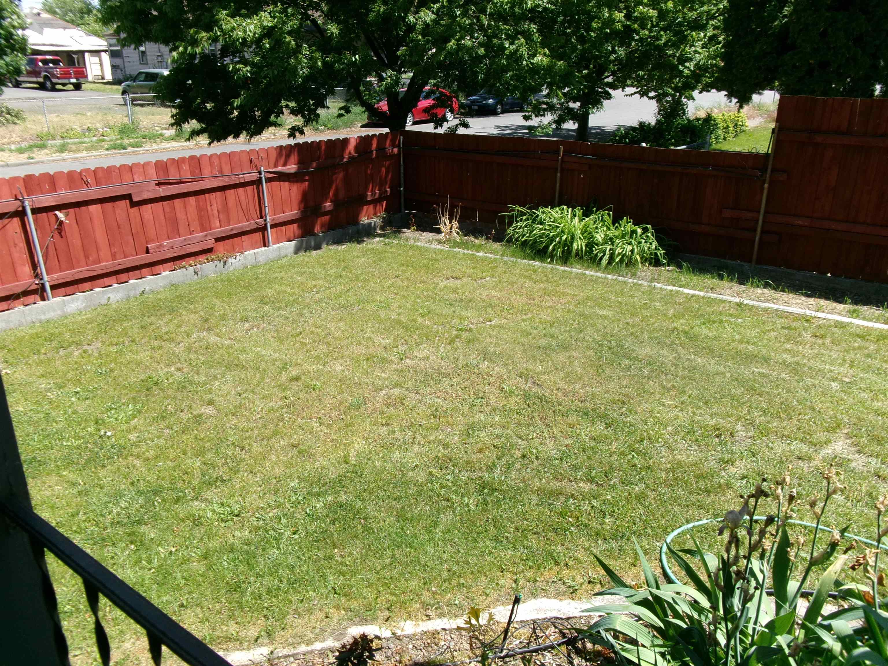 1520 E 1st Ave - Photo 5