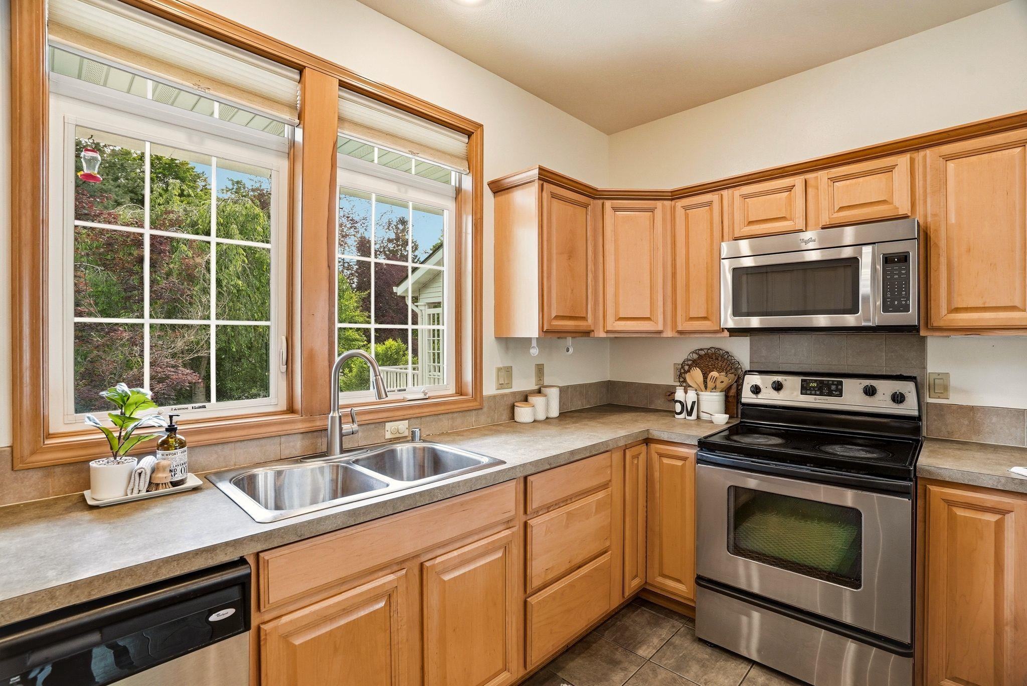 112 W 16th Ave - Photo 12