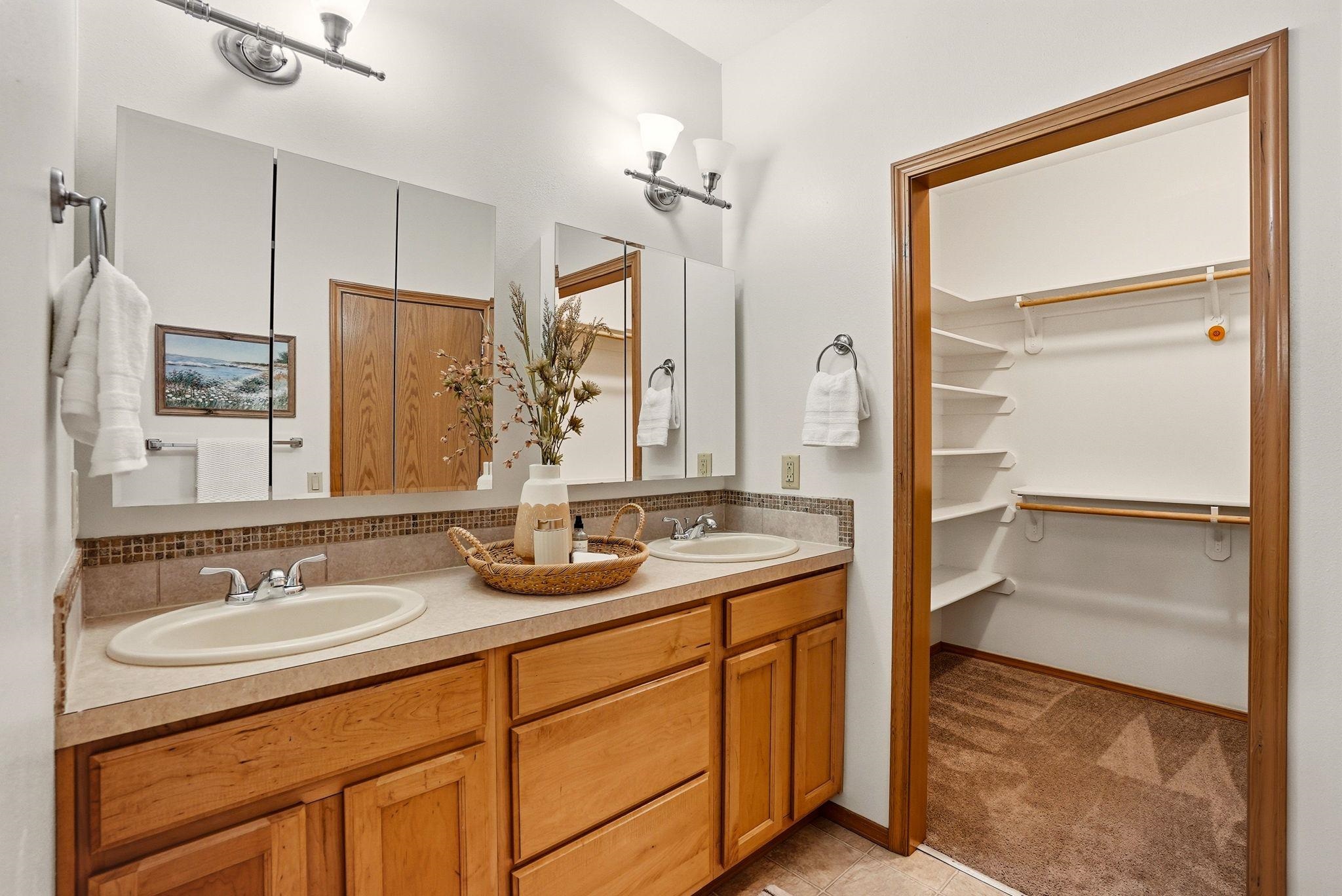 112 W 16th Ave - Photo 21