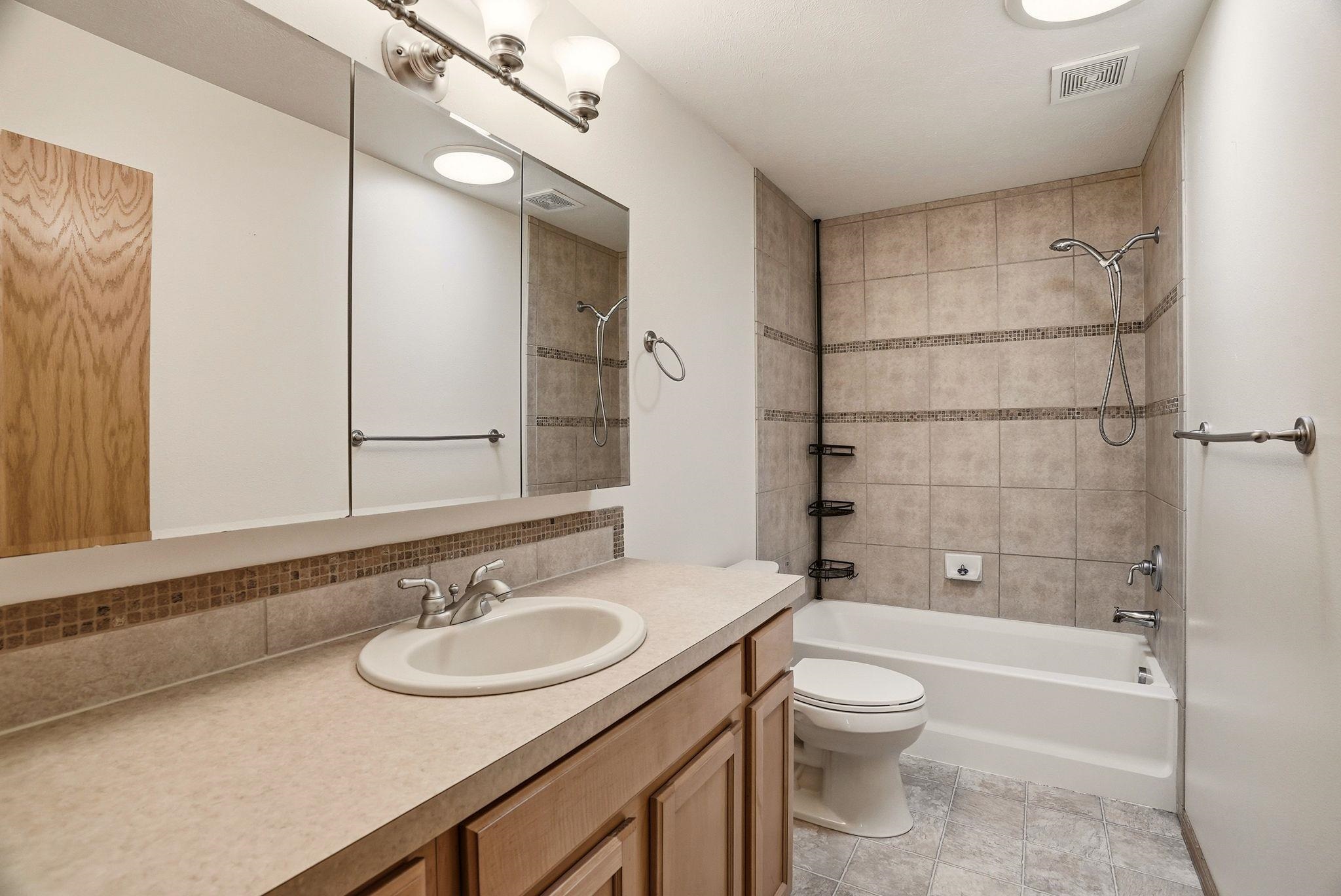 112 W 16th Ave - Photo 23