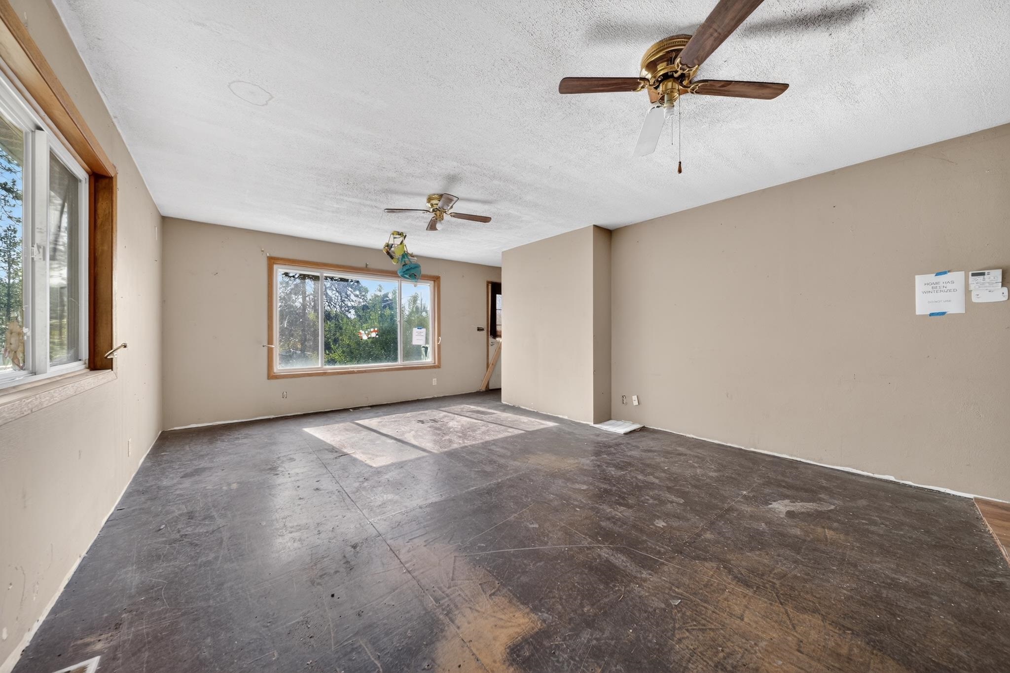 611 S Farr Rd - Photo 3