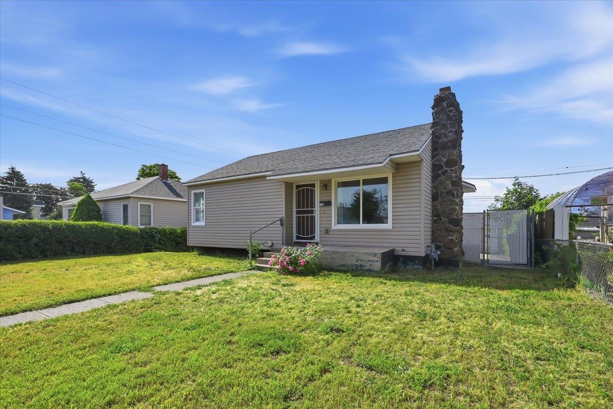 1324 E Kiernan Ave - Photo 3