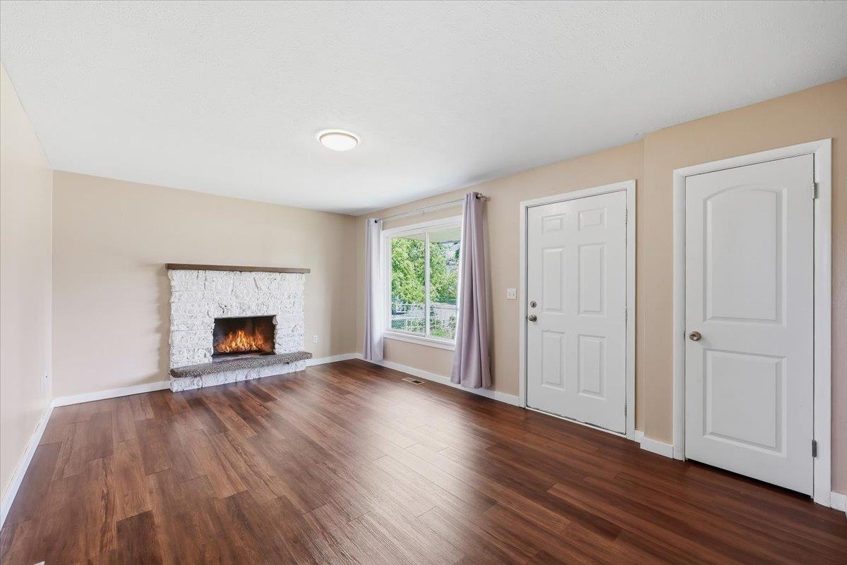 1324 E Kiernan Ave - Photo 7