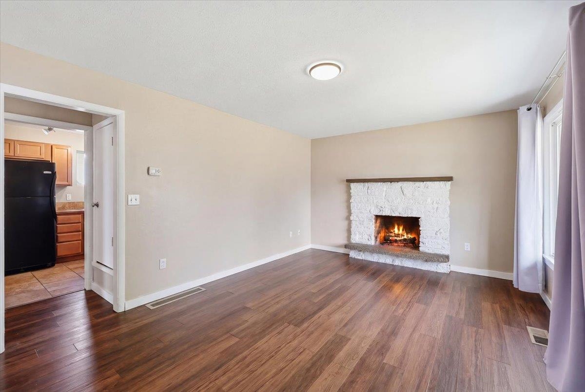1324 E Kiernan Ave - Photo 8