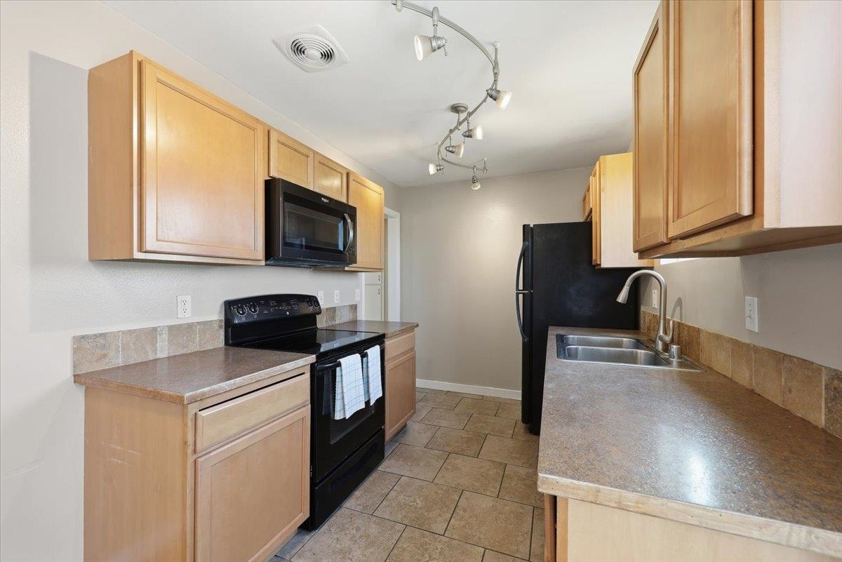 1324 E Kiernan Ave - Photo 12