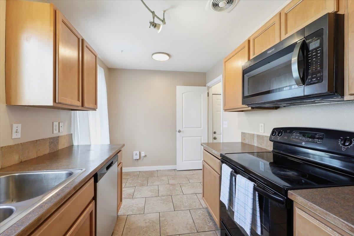 1324 E Kiernan Ave - Photo 13