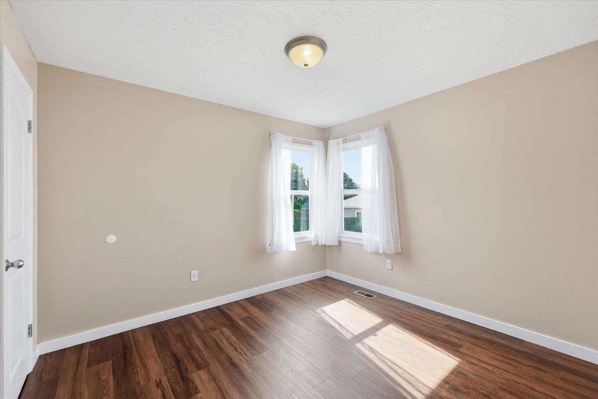 1324 E Kiernan Ave - Photo 15