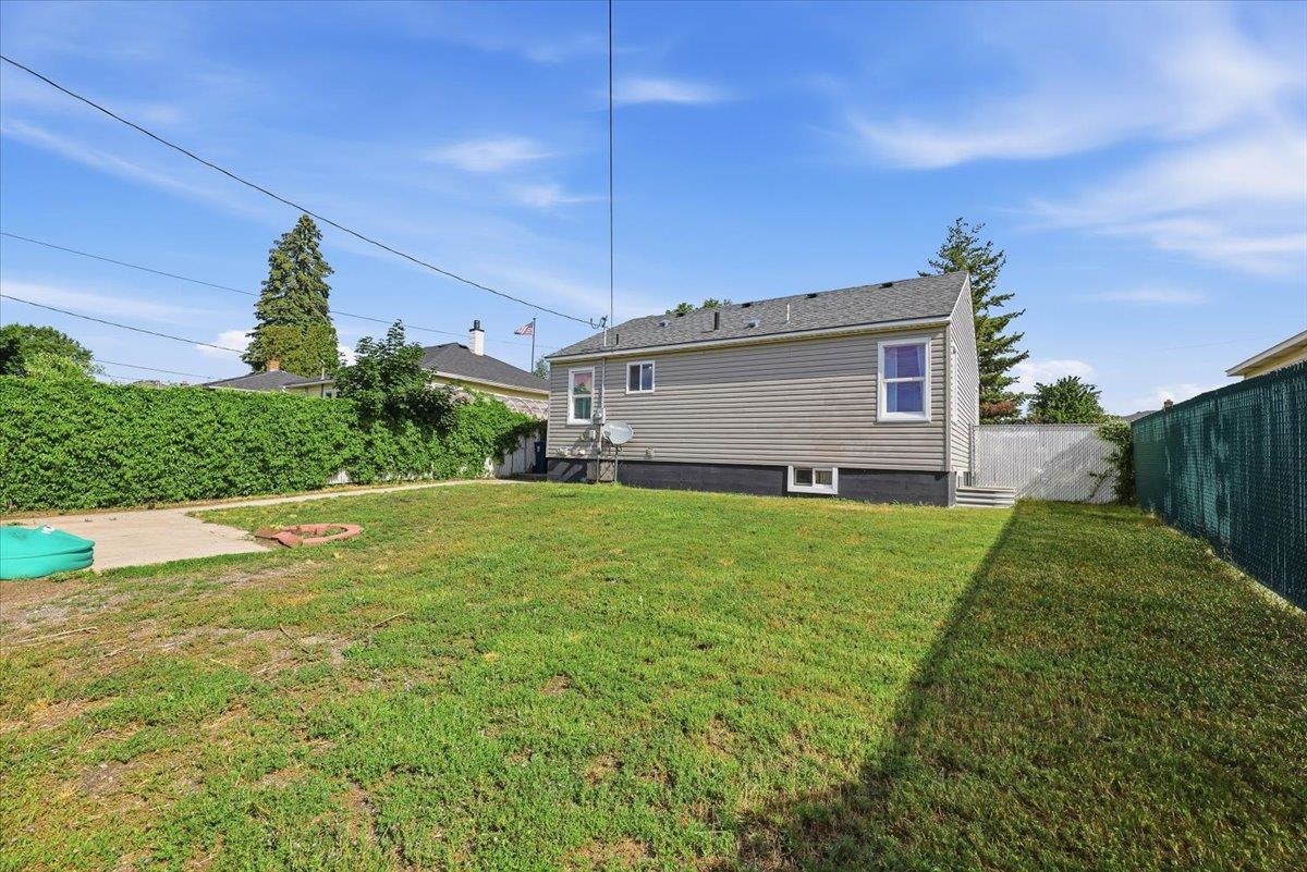 1324 E Kiernan Ave - Photo 25