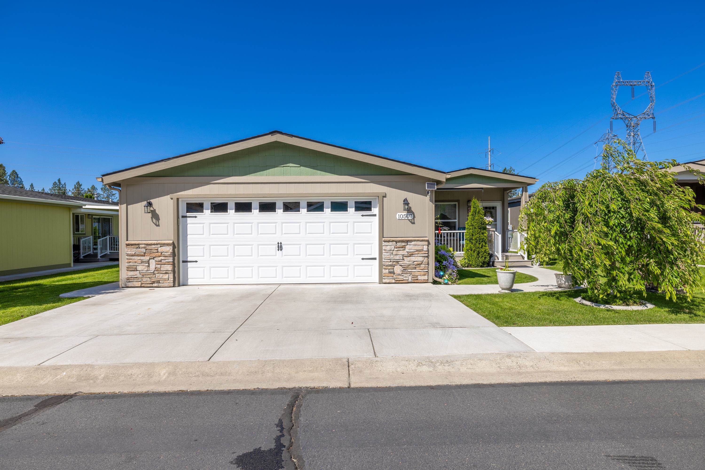 10507 N JACQUELINE Ln - Photo 2