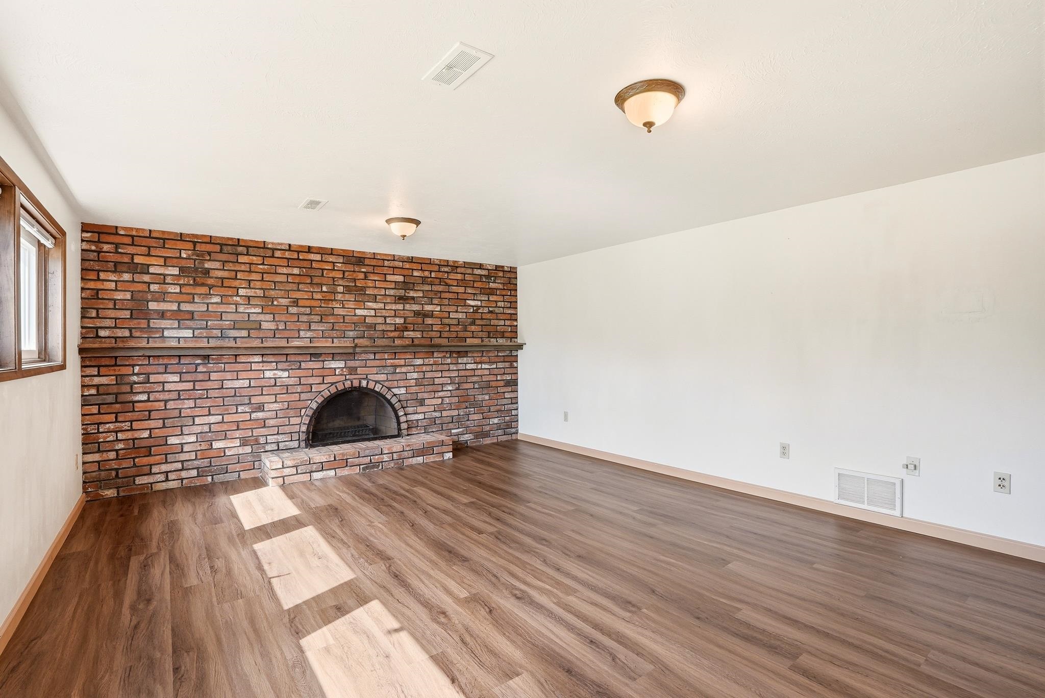 6712 N Greenwood Blvd - Photo 23