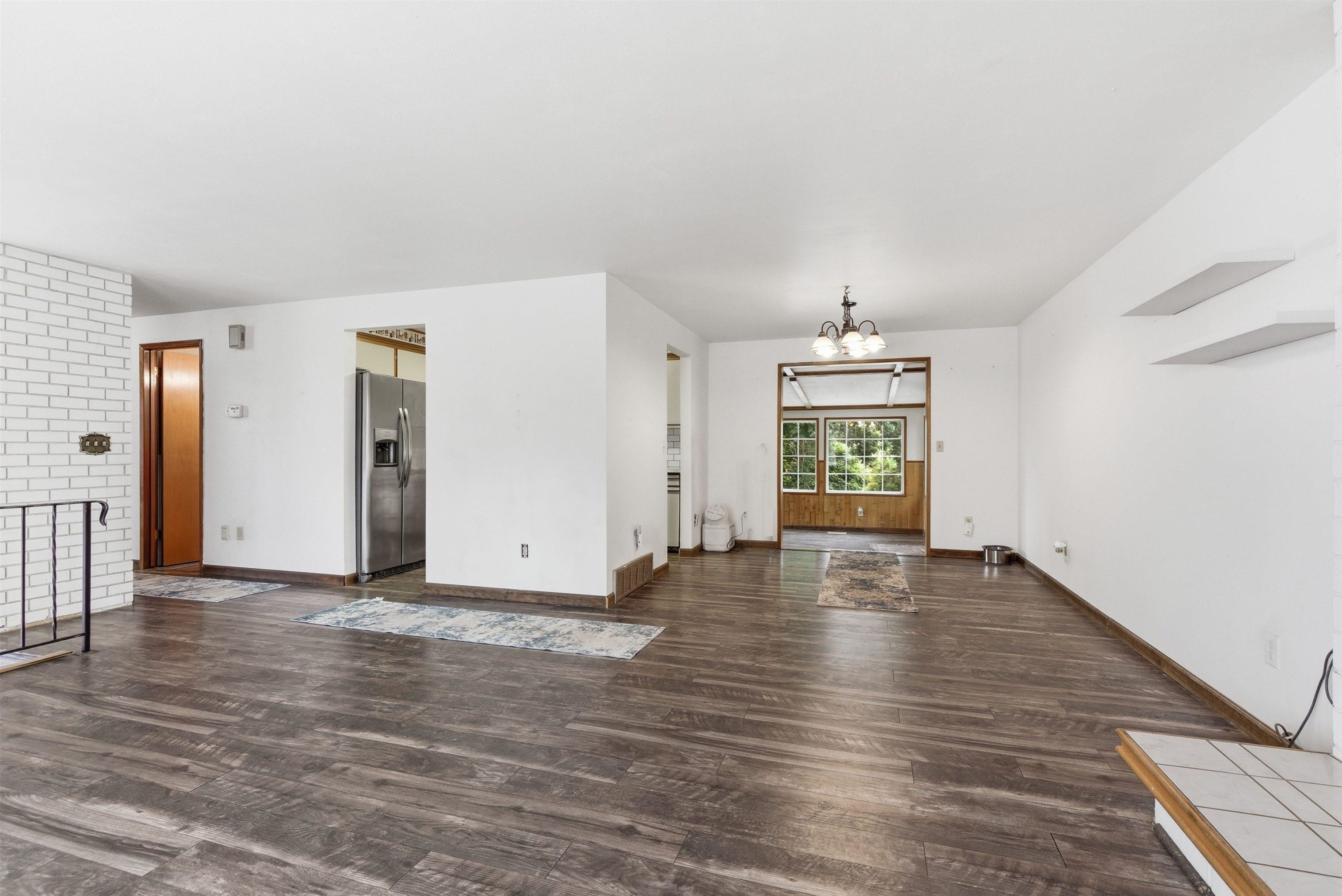 216 Gregory Dr - Photo 6