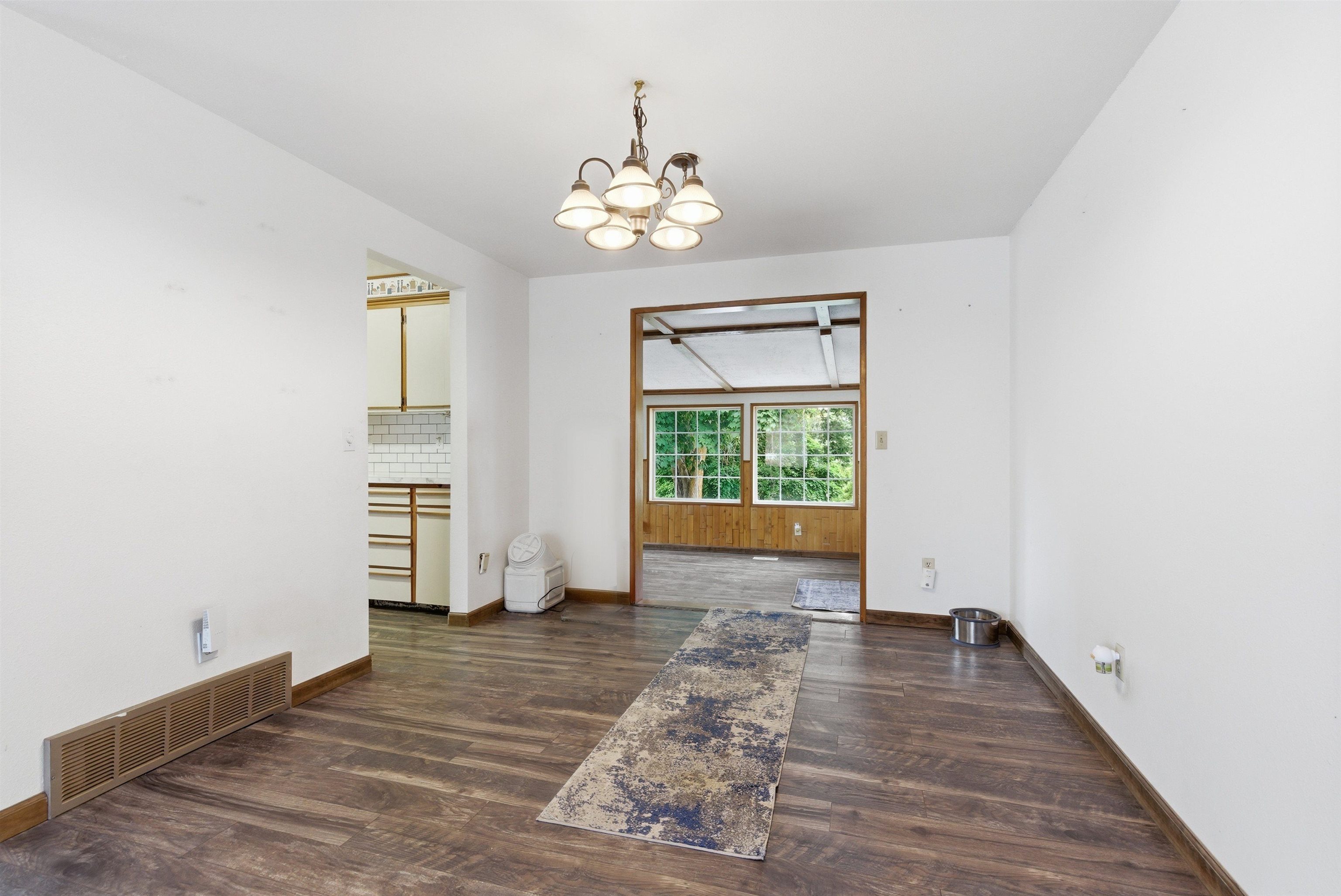 216 Gregory Dr - Photo 7