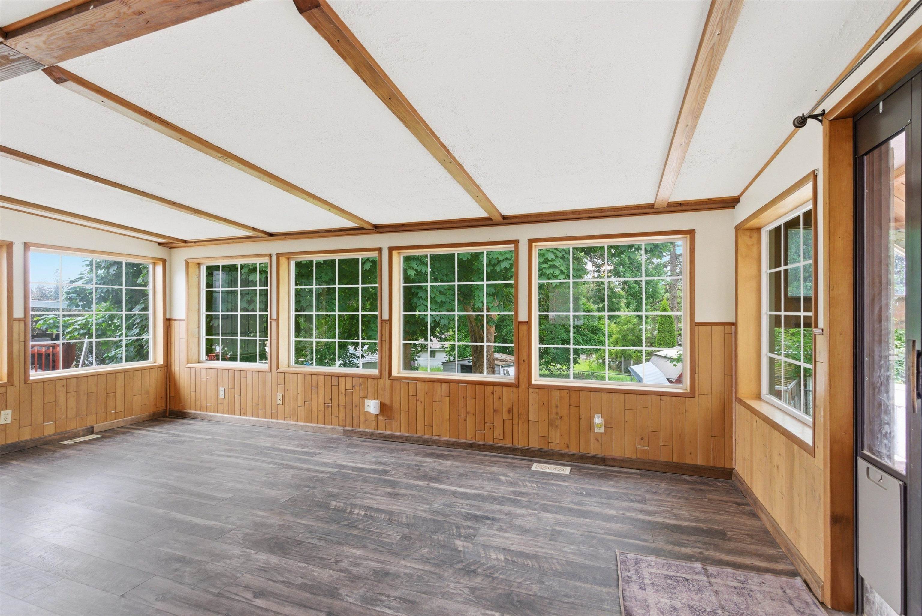 216 Gregory Dr - Photo 12