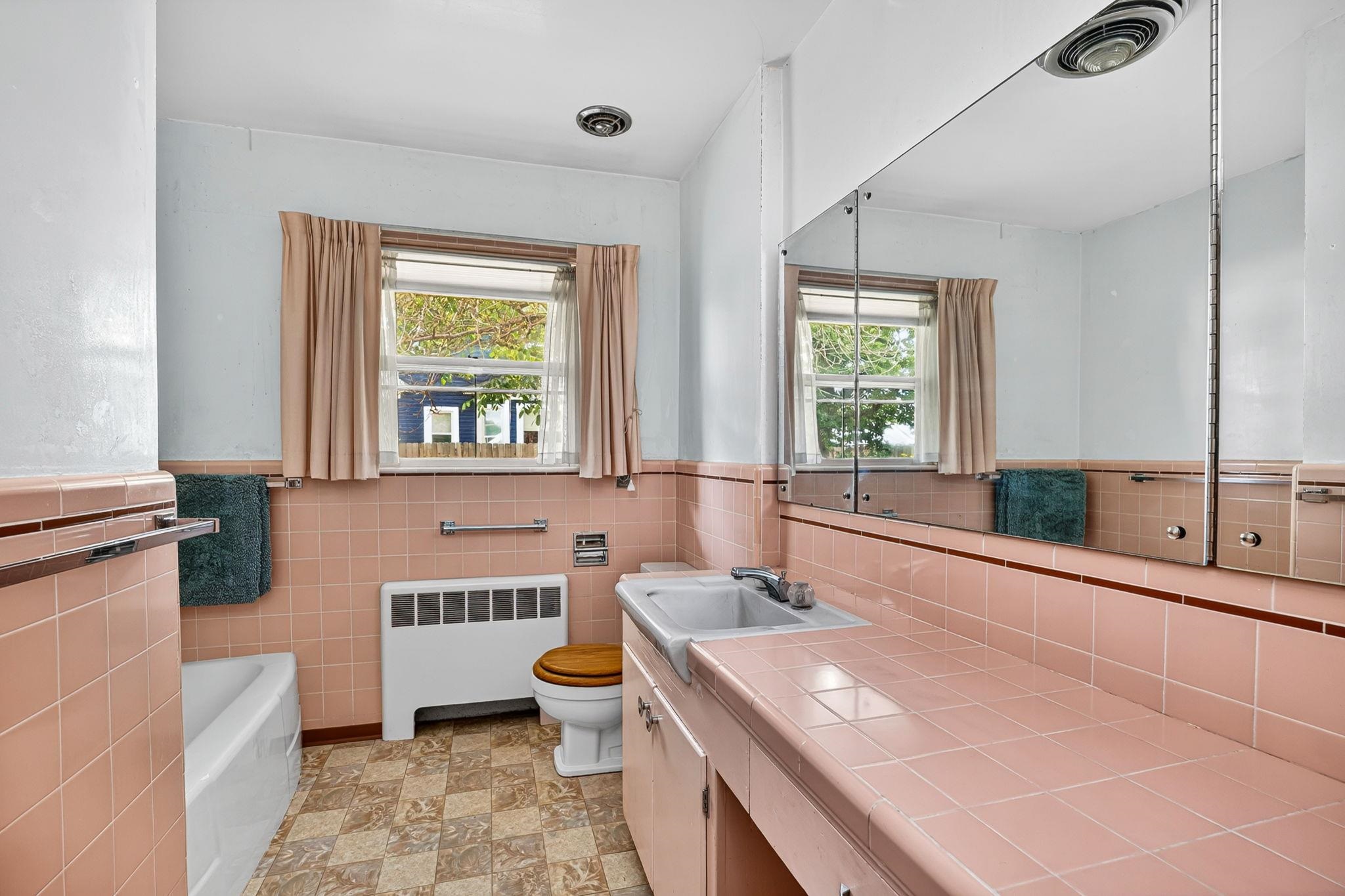 503 W 3rd St - Photo 22