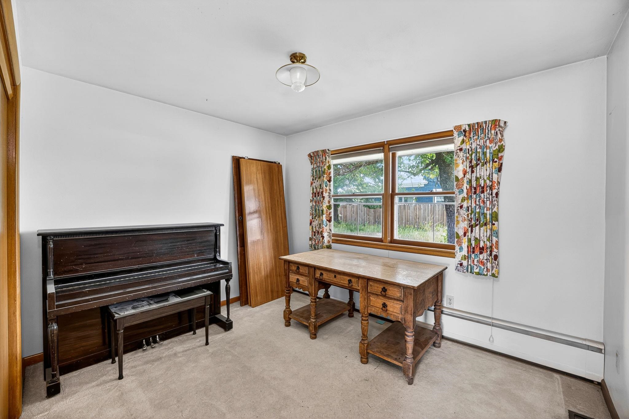 503 W 3rd St - Photo 19