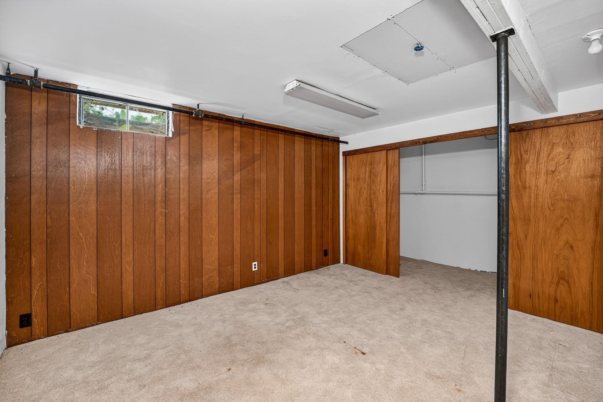 503 W 3rd St - Photo 27