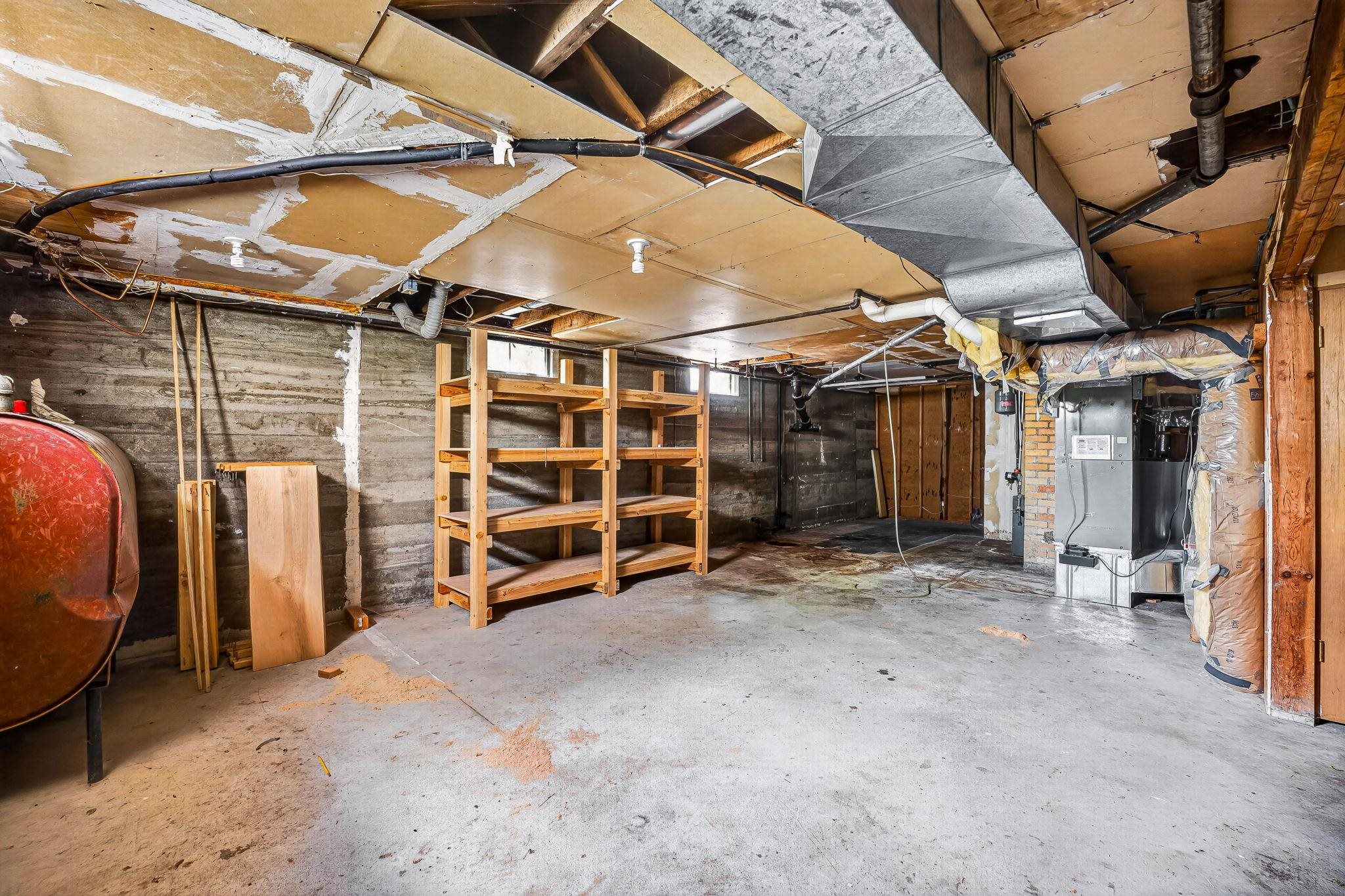 503 W 3rd St - Photo 29