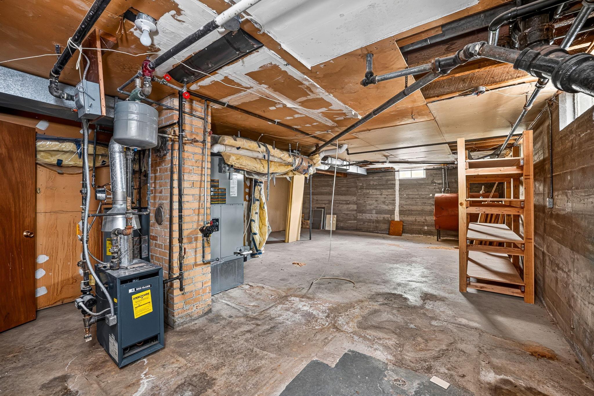 503 W 3rd St - Photo 30
