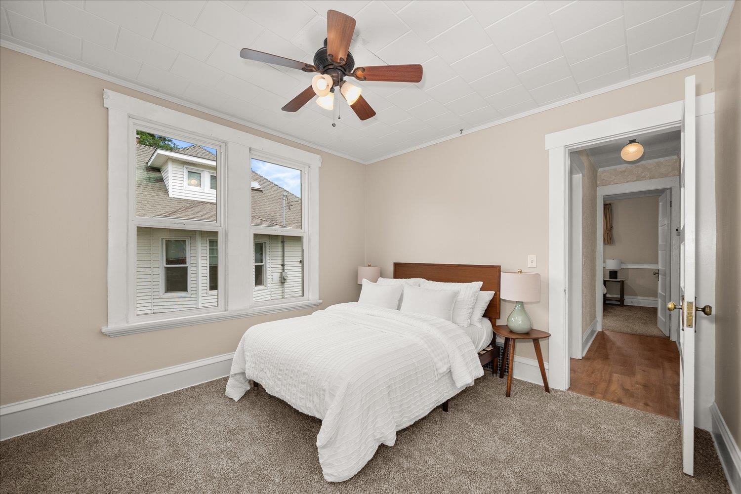 917 W Montgomery Ave - Photo 15